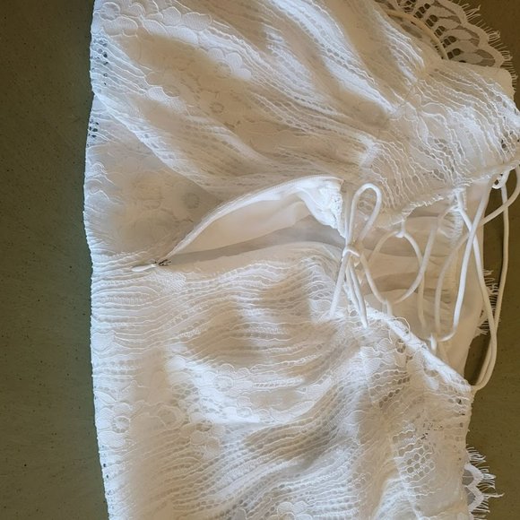 White Lace Spaghetti Strap Style Dress - Medium - Picture 6 of 9